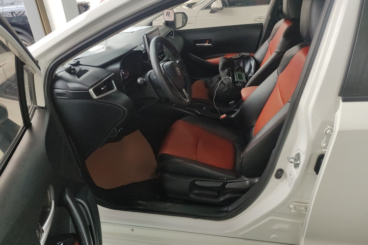 丰田 卡罗拉 2019款 1.2T S-CVT GL-i精英版局部细节19