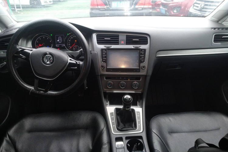 大众 高尔夫 2014款 1.4TSI 手动舒适型中控内饰12