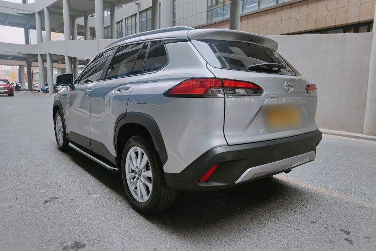 丰田 卡罗拉锐放 2022款 2.0L 豪华版车身外观6013