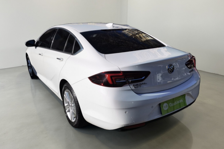 别克 君威 2019款 20T 精英型 国V车身外观5