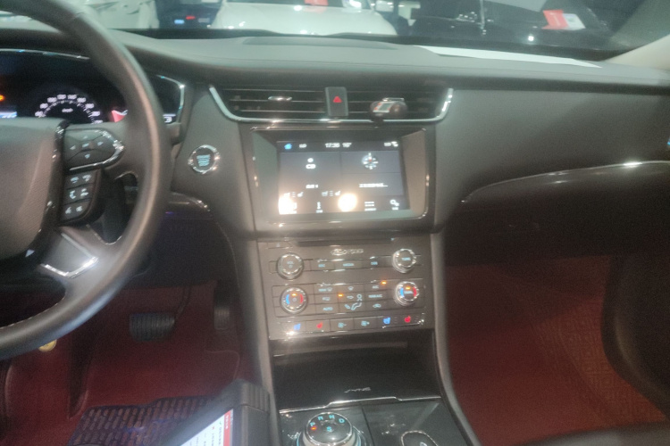 福特 金牛座 2017款 改款 EcoBoost 245 时尚型局部细节16