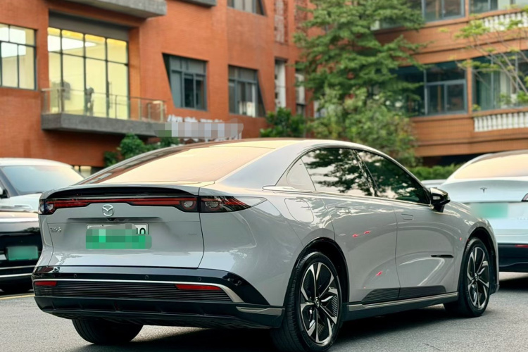 马自达EZ-6 2024款 纯电600智尊版车身外观6006