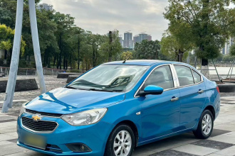 雪佛兰 2015款 赛欧3 1.5L 手动理想天窗版