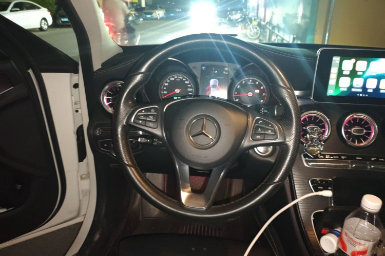 奔驰C级 2018款 C 200 L 运动版局部细节13