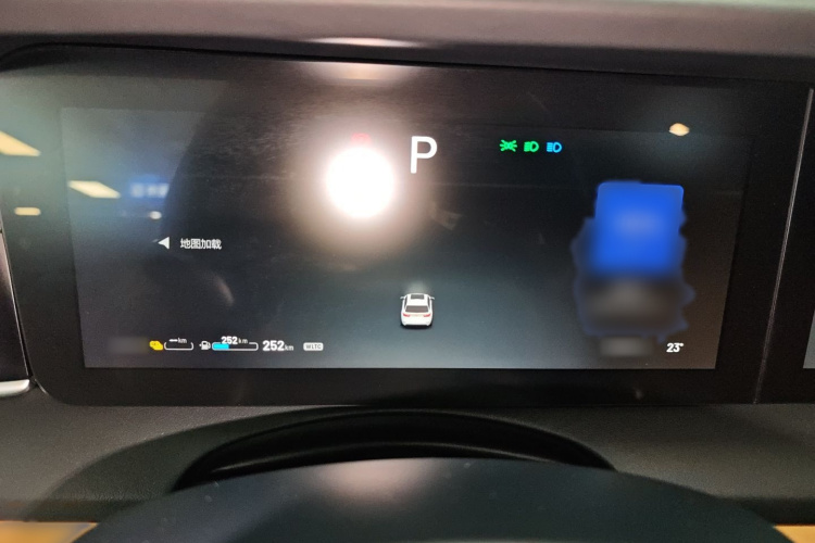 理想汽车 理想ONE 2021款 增程6座版局部细节14