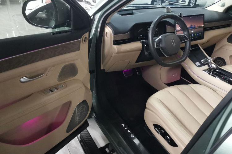 鸿蒙智行 问界M7 2022款 1.5T 后驱舒适版中控内饰20