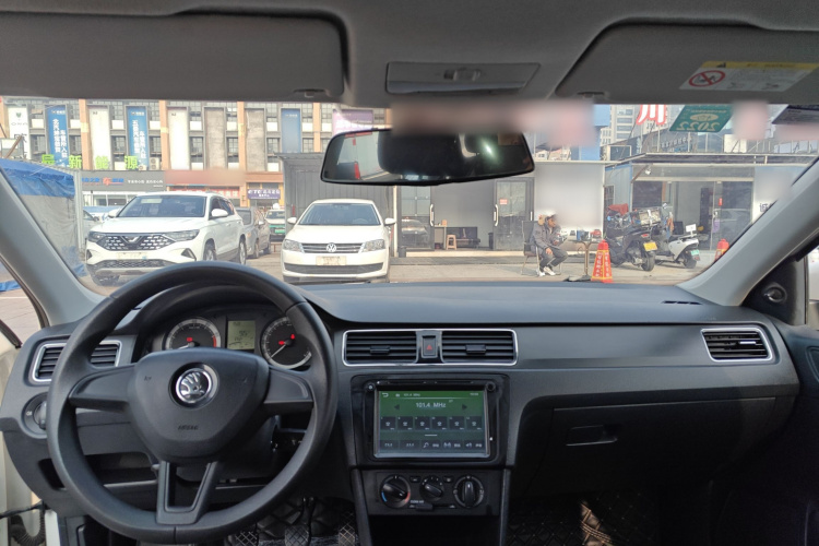 斯柯达 昕锐 2018款 1.4L 手动标准版中控内饰12