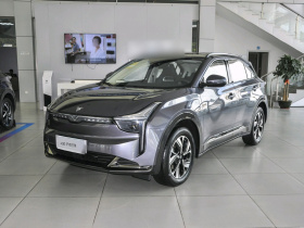 哪吒汽车 2022款 哪吒U-Ⅱ 610 三元锂