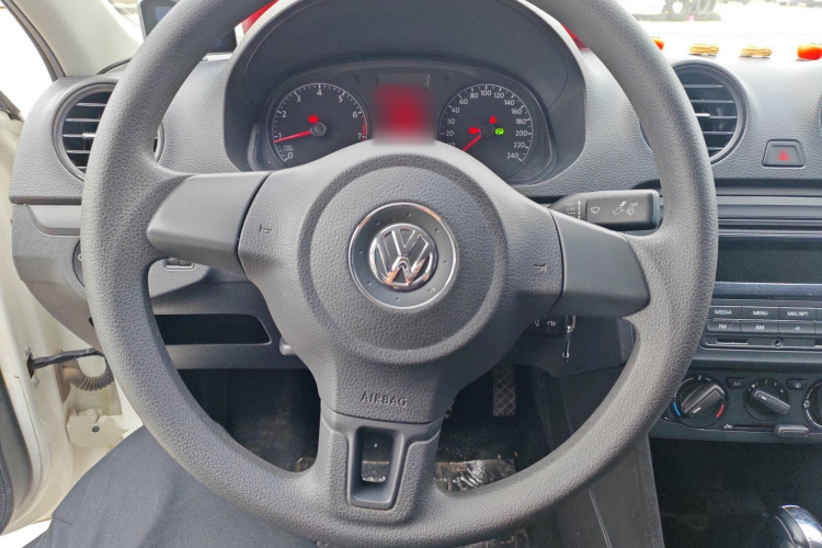 大众 捷达 2015款 质惠版 1.6L 自动时尚型中控内饰13