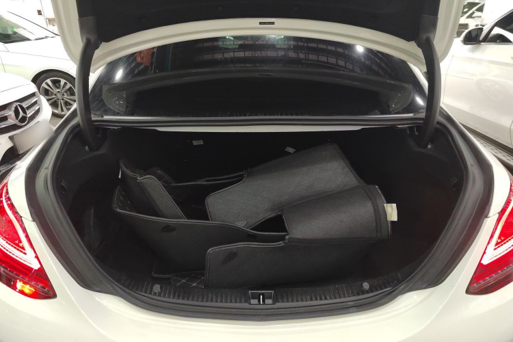 奔驰C级 2021款 C 200 L 时尚型运动版机舱底盘23