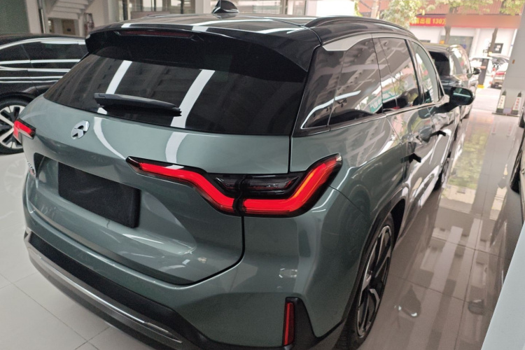 蔚来ES6 2020款 610KM 性能版车身外观7