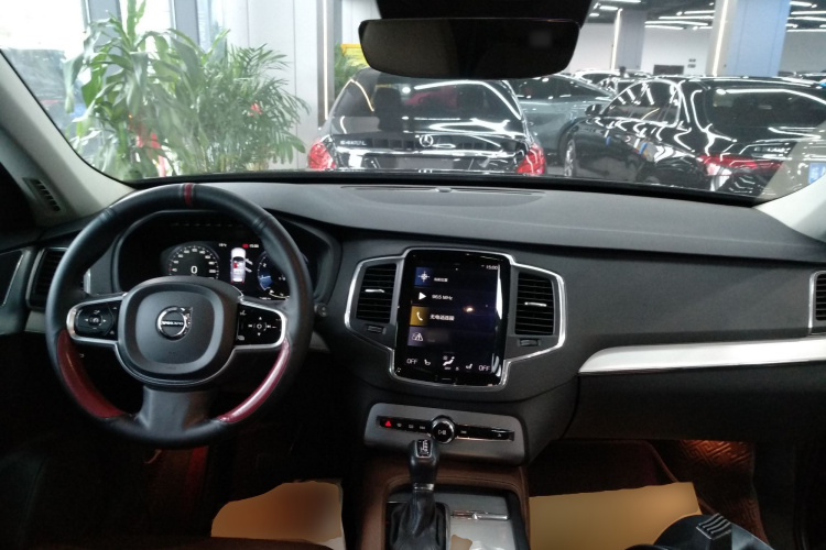 沃尔沃XC90 2019款 T5 智逸版 5座 国VI中控内饰12