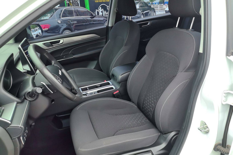 哈弗M6 2021款 PLUS 1.5T DCT精英智联型局部细节19