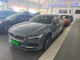 沃尔沃S90 2022款 B5 智远豪华版