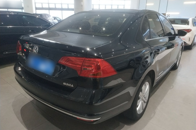 大众 宝来 2018款 1.5L 自动舒适型车身外观7