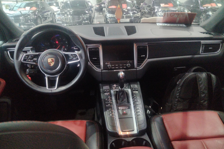 保时捷 2017款  Macan 2.0T中控内饰12