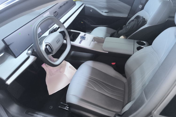 吉利银河 银河E8 2024款 550km 后驱PRO中控内饰19