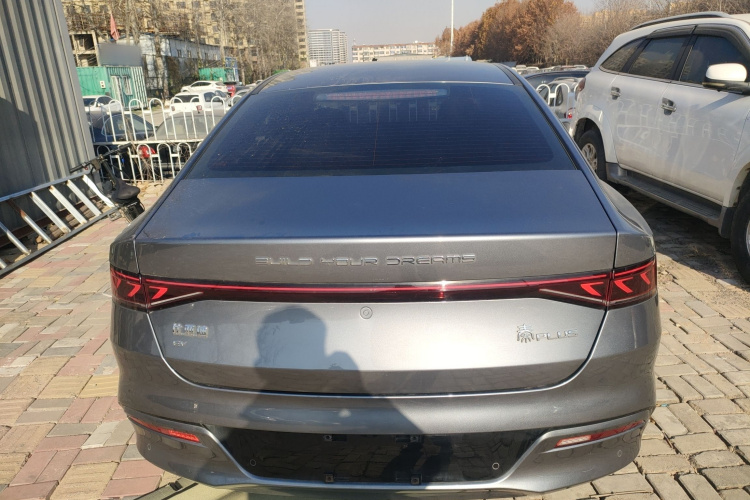 比亚迪 秦PLUS 2021款 EV 500KM 豪华型车身外观6