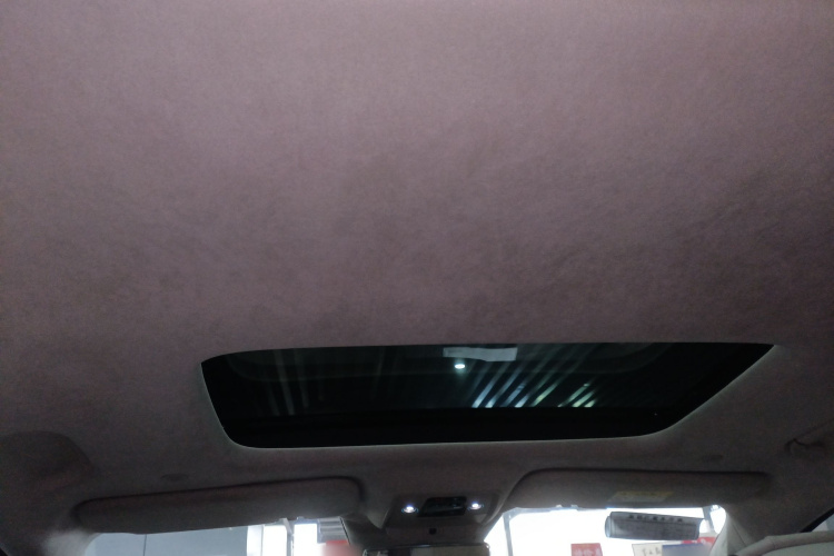 腾势D9 2022款 DM-i 970 四驱旗舰型局部细节22