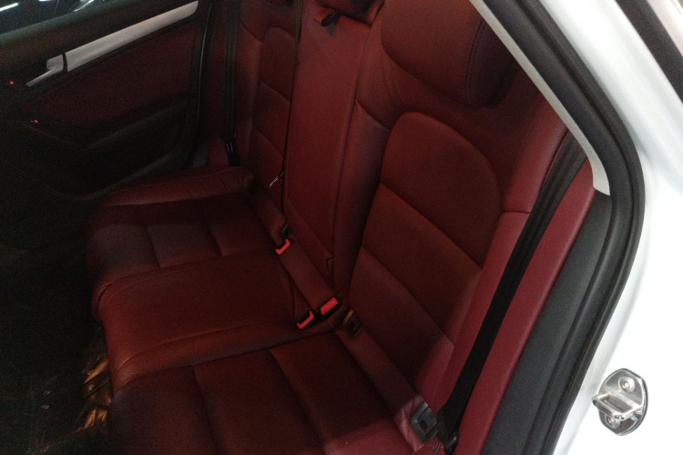 奥迪A4L 2015款 45 TFSI quattro个性运动型中控内饰7004