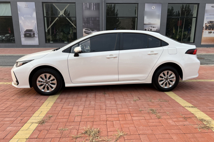 丰田 卡罗拉 2023款 1.2T 先锋版车身外观6004