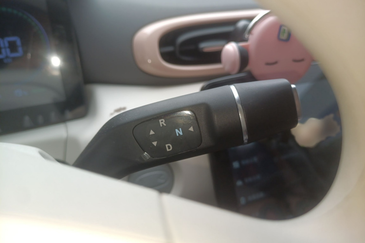 零跑汽车 零跑T03 2023款 200轻享版局部细节18