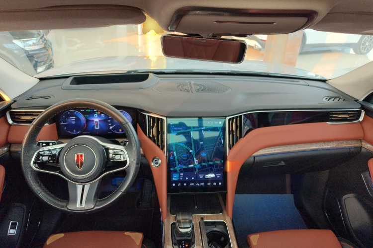 红旗HS7 2023款 2.0T 自动四驱旗领版 七座中控内饰12