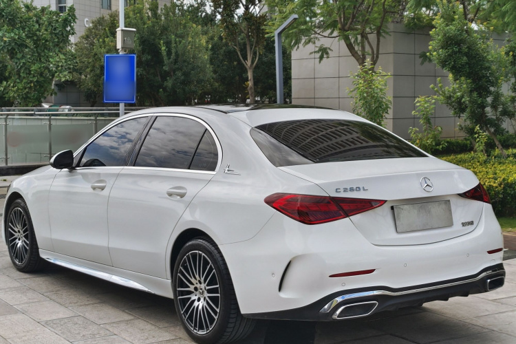 奔驰C级 2023款 改款 C 260 L 运动版车身外观6004