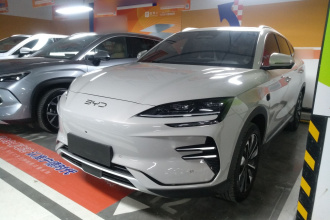 比亚迪 宋PLUS新能源 2025款 EV 智驾版 605km 旗舰型