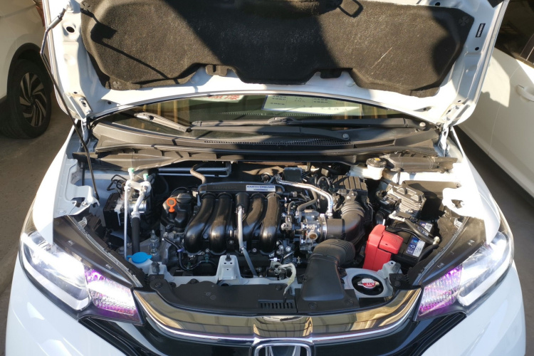 本田 飞度 2020款 1.5L CVT舒适版机舱底盘24