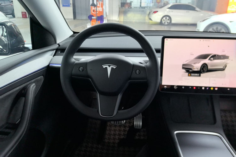 特斯拉 Model Y 2023款 高性能全轮驱动版中控内饰13