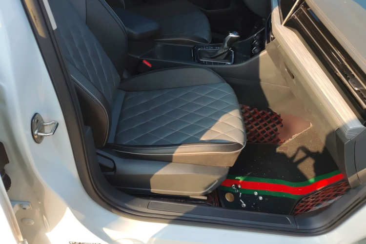 大众 速腾 2023款 300TSI DSG超越版局部细节41