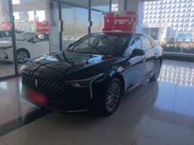 奔腾B70 2025款 龙耀版  1.5T 乐享定制型