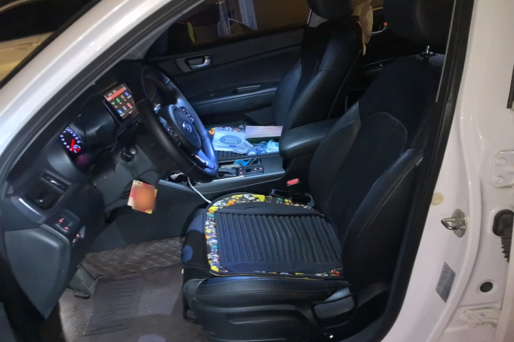 起亚K5新能源 2018款 2.0L 智享版中控内饰19