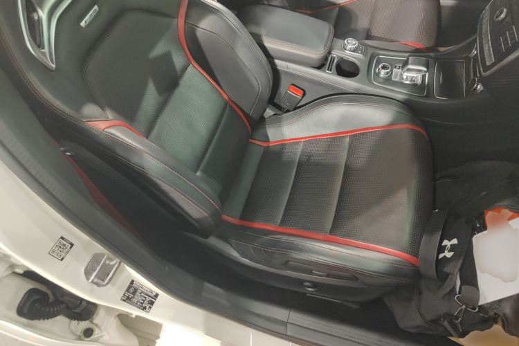 奔驰A级AMG(进口) 2017款 改款 AMG A 45 4MATIC局部细节41