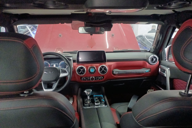 北京BJ40 2019款 PLUS 2.3T 自动四驱尊享版 国VI中控内饰22