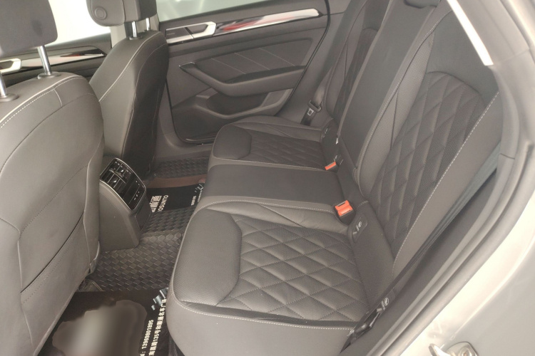 一汽-大众CC 2023款 猎装车 380TSI 猎风版中控内饰7004