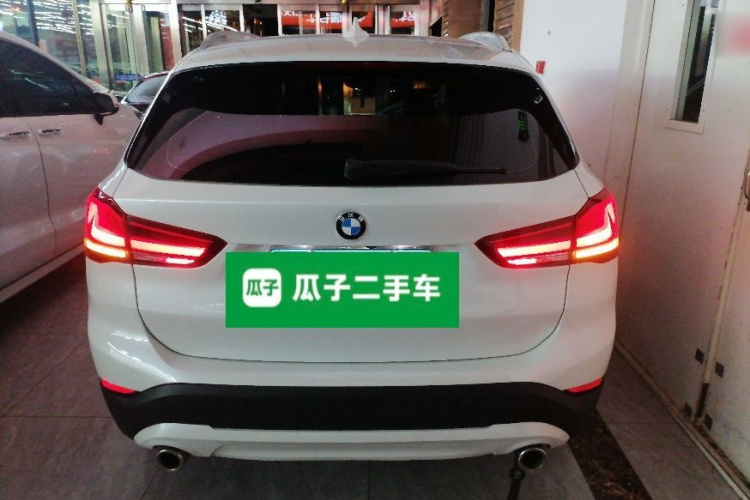 宝马X1 2021款 改款 sDrive25Li 领先型车身外观6