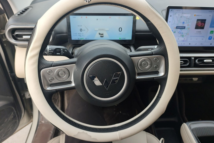 五菱汽车 五菱缤果PLUS 2024款 330km 五座版局部细节13