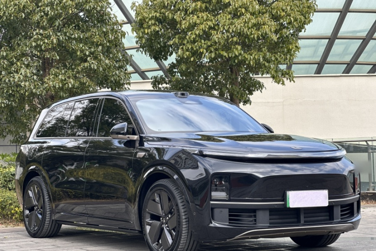 理想汽车 理想L9 2025款 Ultra 智能焕新版车身外观6004