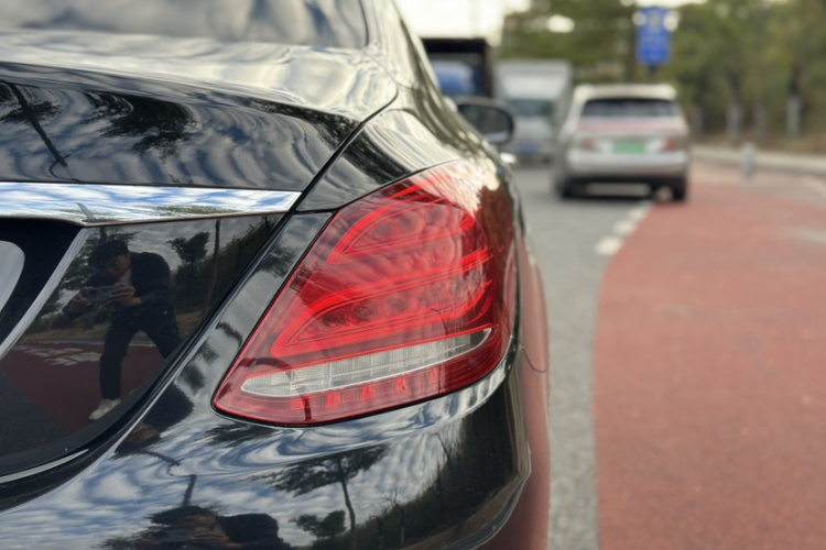 奔驰C级 2015款 C 200 L 运动型车身外观6003