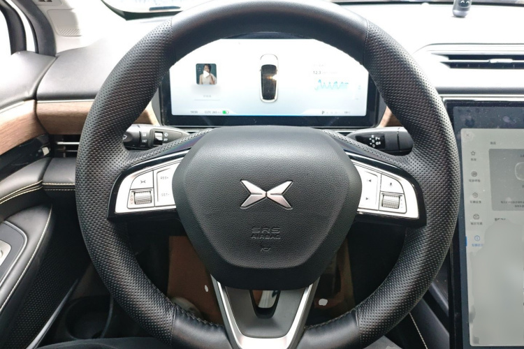 小鹏P5 2023款 智行版局部细节13