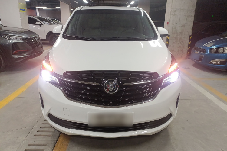 别克GL8 2021款 陆上公务舱 652T 豪华型车身外观2