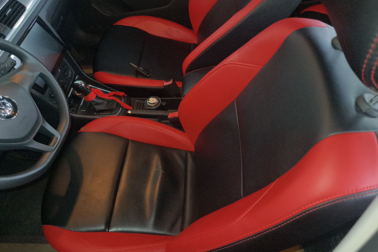 大众 2019款 宝来·传奇 1.5L 自动时尚型 国V局部细节19