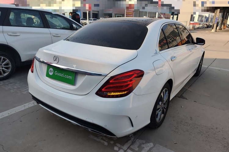 奔驰C级 2016款 C 200 L 运动型车身外观7