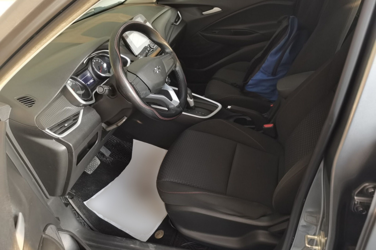 雪佛兰 科沃兹 2020款 Redline 325T 自动欣尚版 国VI中控内饰19