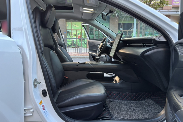 长安 逸动 2024款 1.5T GDI自动 尊贵型中控内饰7011