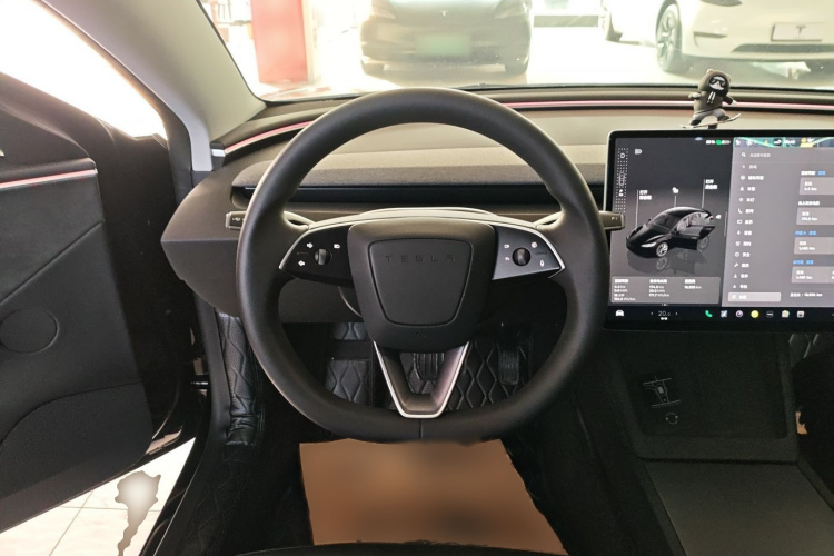 特斯拉 Model 3 2023款 长续航全轮驱动版局部细节13