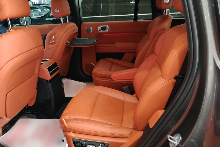 理想汽车 理想L9 2022款 Max中控内饰21