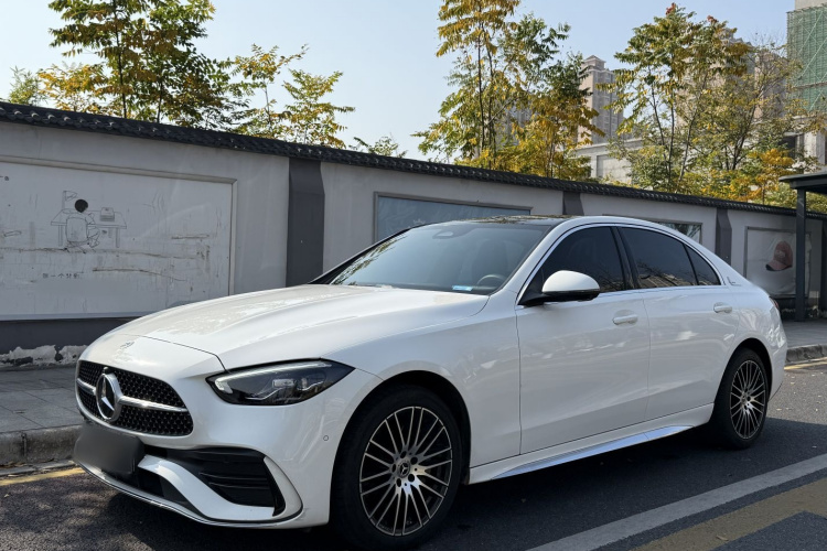 奔驰C级 2025款 C 260 L 运动版车身外观1